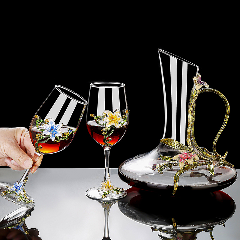 Винтажный набор бокалов с эмал – обзор и цена Wine Glass Set Crystal